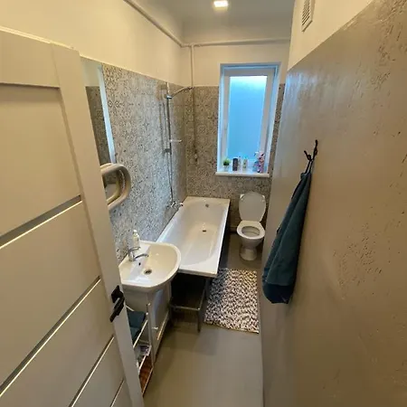 Quiet And Peaceful Close To The Center Apartman *